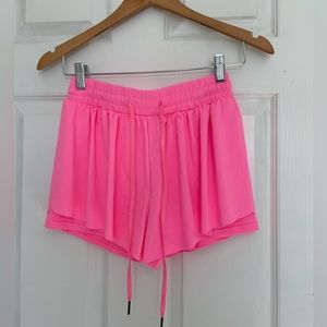 Automet (Amazon) bright pink flowy shorts